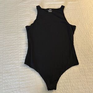 SKIMS M High Neck Bodysuit Fits Everybody Onyx Black NWOT Never Worn